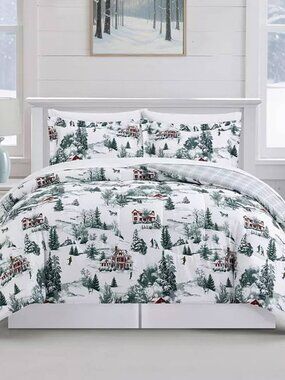 Full Bed Ensemble Winter Forest 8-Pc. Com Red, Green Full